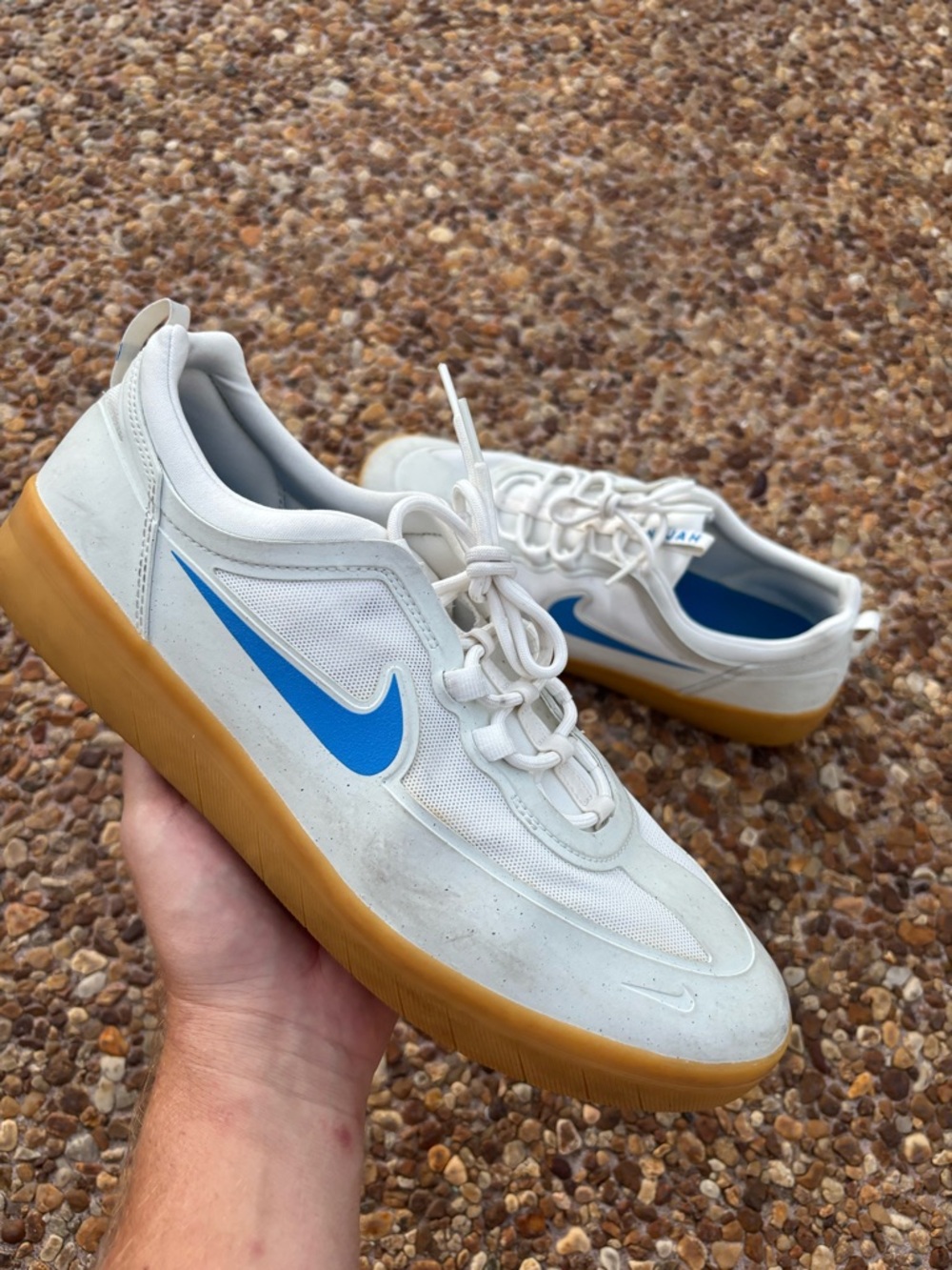 Nike NYJAH FREE 2 SB 'WHITE LIGHT PHOTO BLUE GUM'